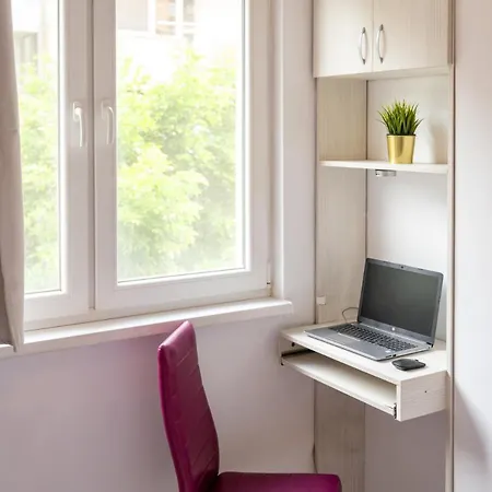 Spacious 1bdr In The Center With Free Parking 소피아