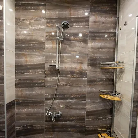 Spacious 1bdr In The Center With Free Parking * София