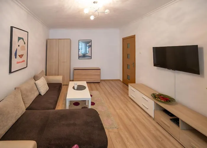 Apartman Spacious 1bdr In The Center With Free Parking *