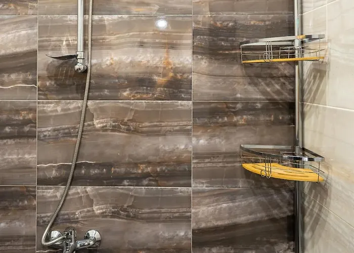 Apartman Spacious 1bdr In The Center With Free Parking Szófia