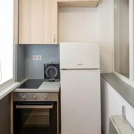 Spacious 1bdr In The Center With Free Parking 아파트